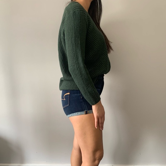 Urban Heritage Green knit sweater women’s size small - Picture 4 of 10